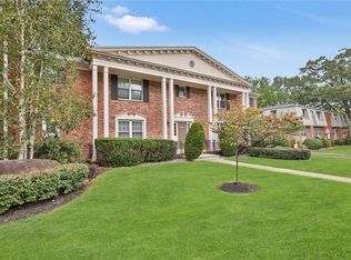 100 Bon Aire Cir APT V14, Suffern, NY 10901