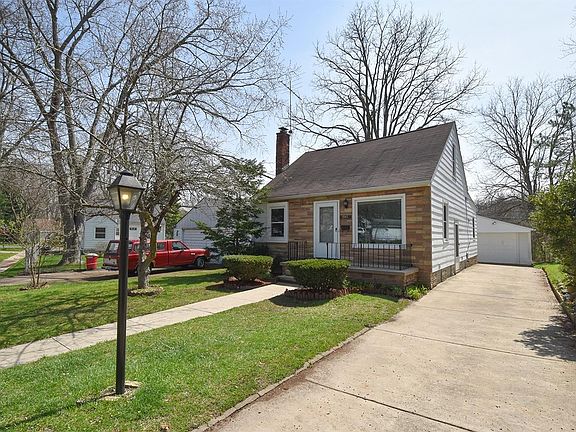 3rd image of 1947 McKinley Ave