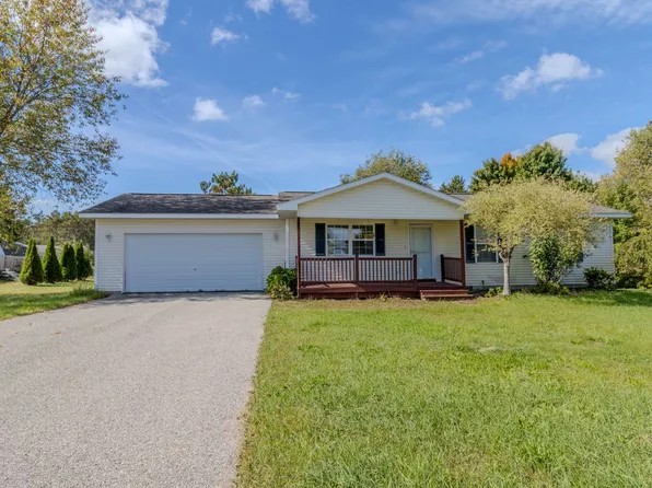 2134 Labrador Ln, Grawn, MI 49637