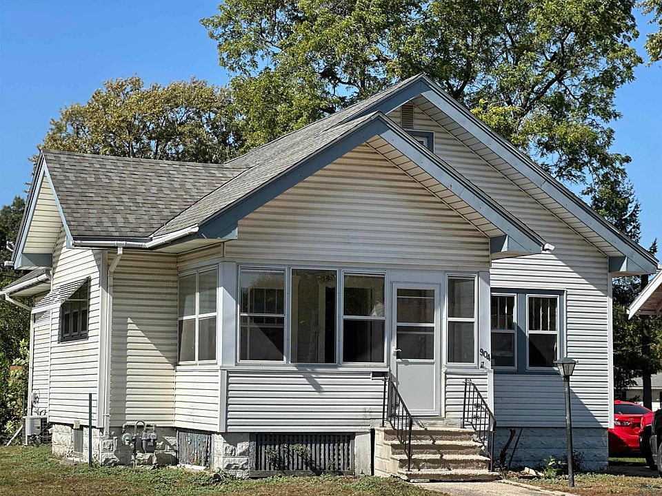 1st image of 904 N Lake Ave