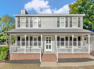 5561 Lockridge Rd, Fayetteville, NC 28311