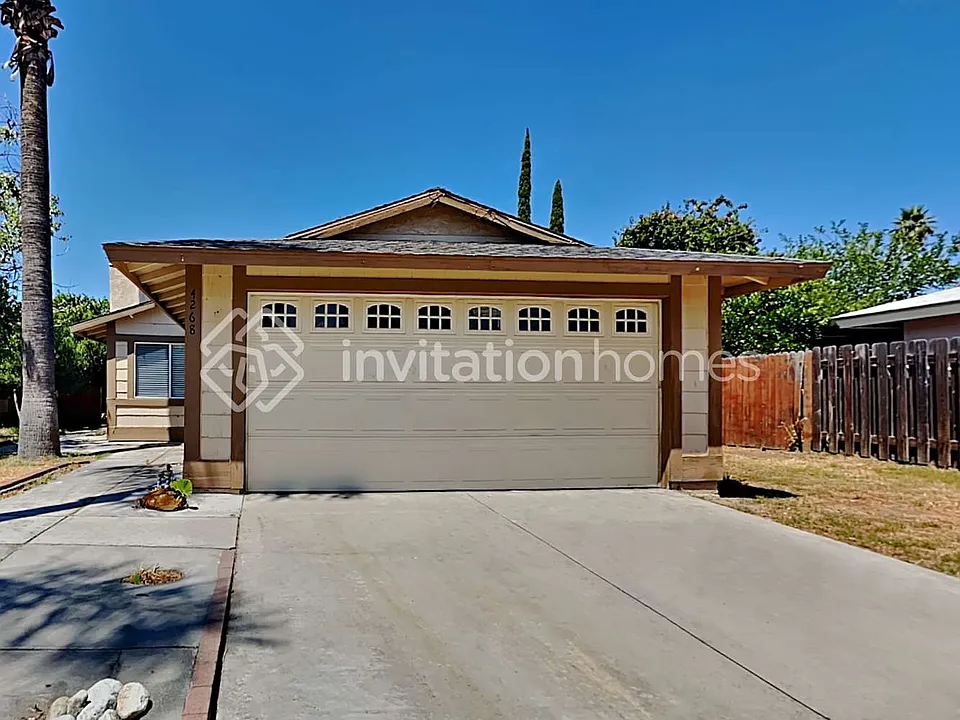 4268 Cedar Dr