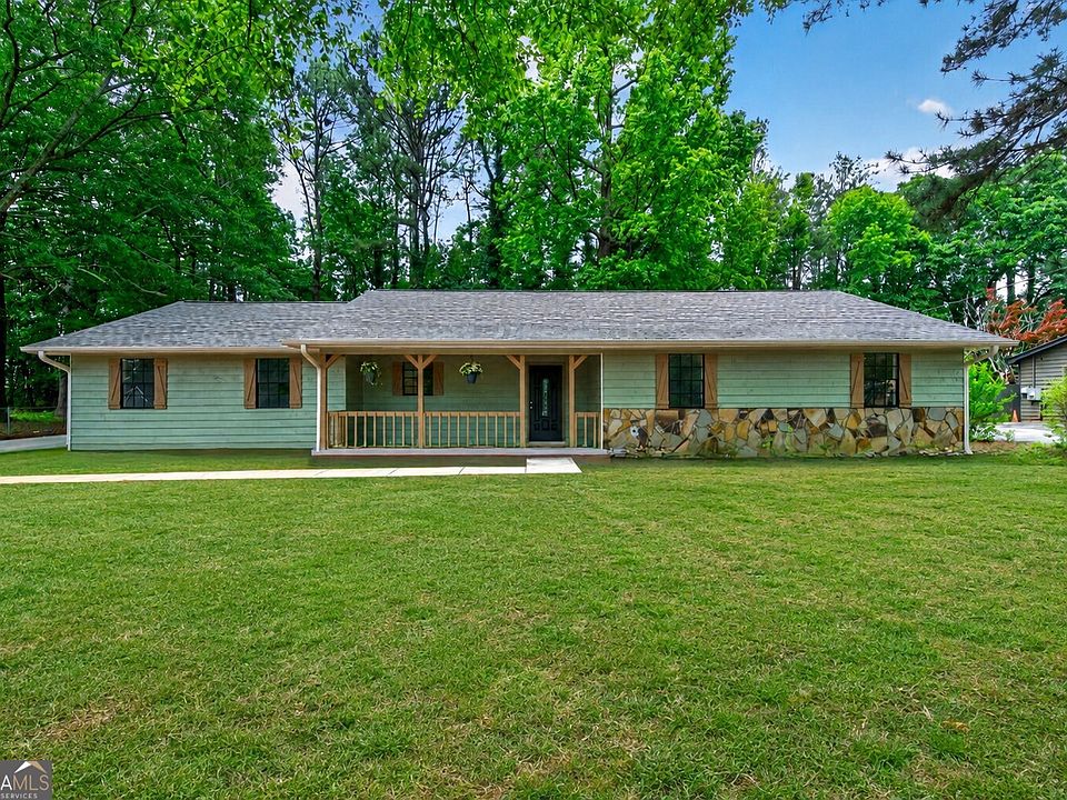 1st image of 1903 Old Concord Dr SE