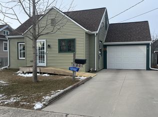 1908 29th St, Two Rivers, WI 54241