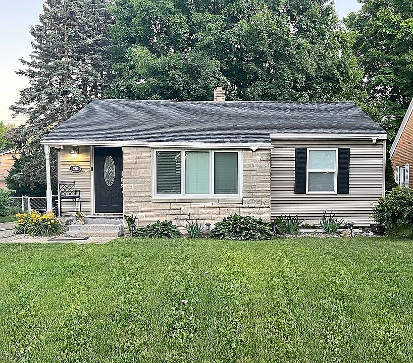 1st image of 436 E Pokagon St