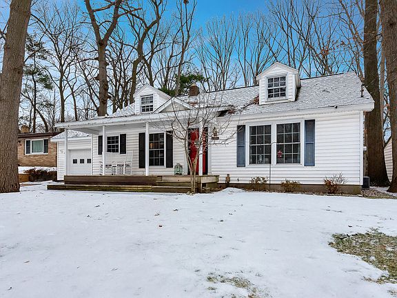 2nd image of 1122 Burgis Ct SE
