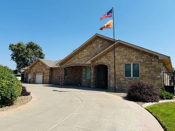 1108 S Adams St, Hugoton, KS 67951