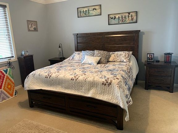 2nd image of 2900 Saratoga Ct