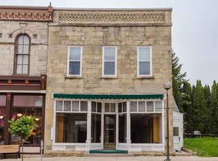 210 N Iowa St, Dodgeville, WI 53533