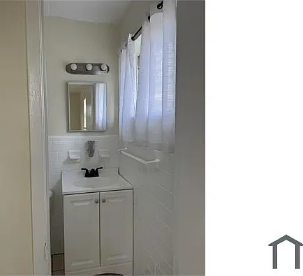 6511 SW 15th Ct — Photo 3