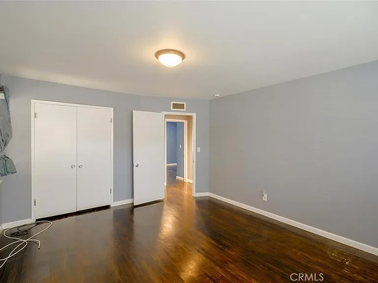 8512 Remmet Ave — Photo 22