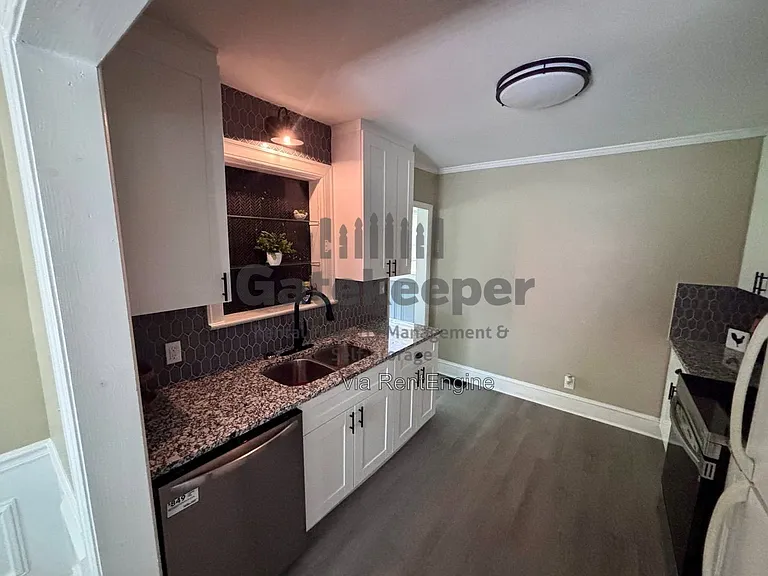 4787 Hendrix Dr — Photo 8