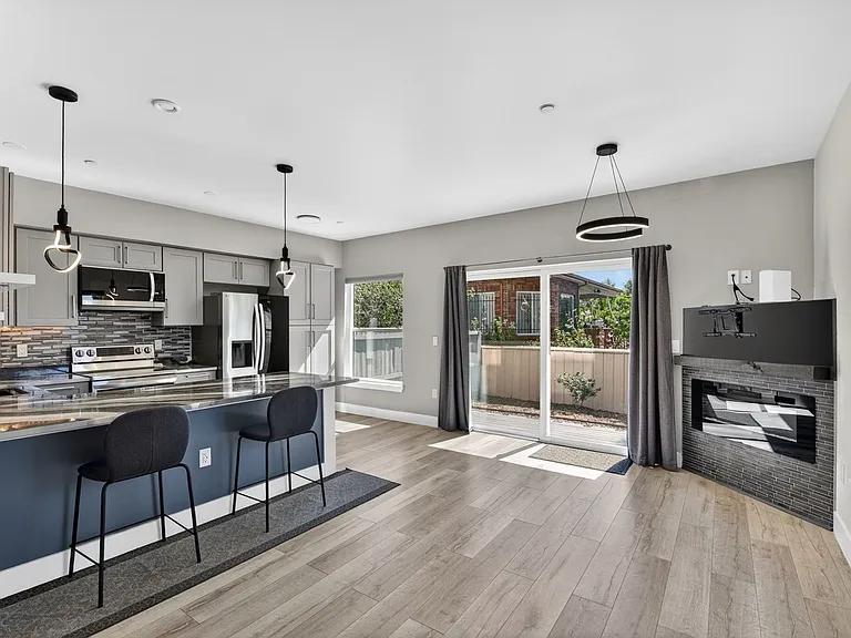 3578 W 66th Ave — Photo 4
