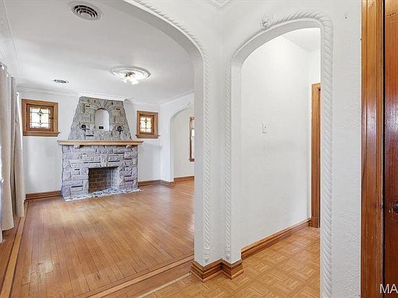 5th image of 5430 Delor St