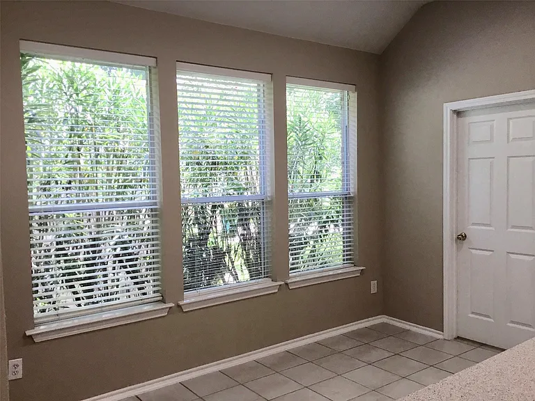 14 Heron Hollow Ct — Photo 21