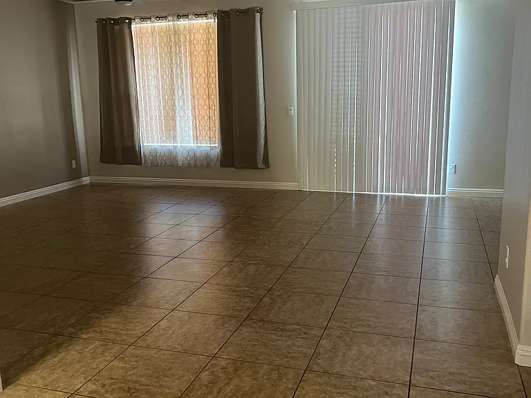 15644 Red Oak Way — Photo 6