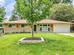 8953 Crest Oak Ln, Saint Louis, MO
