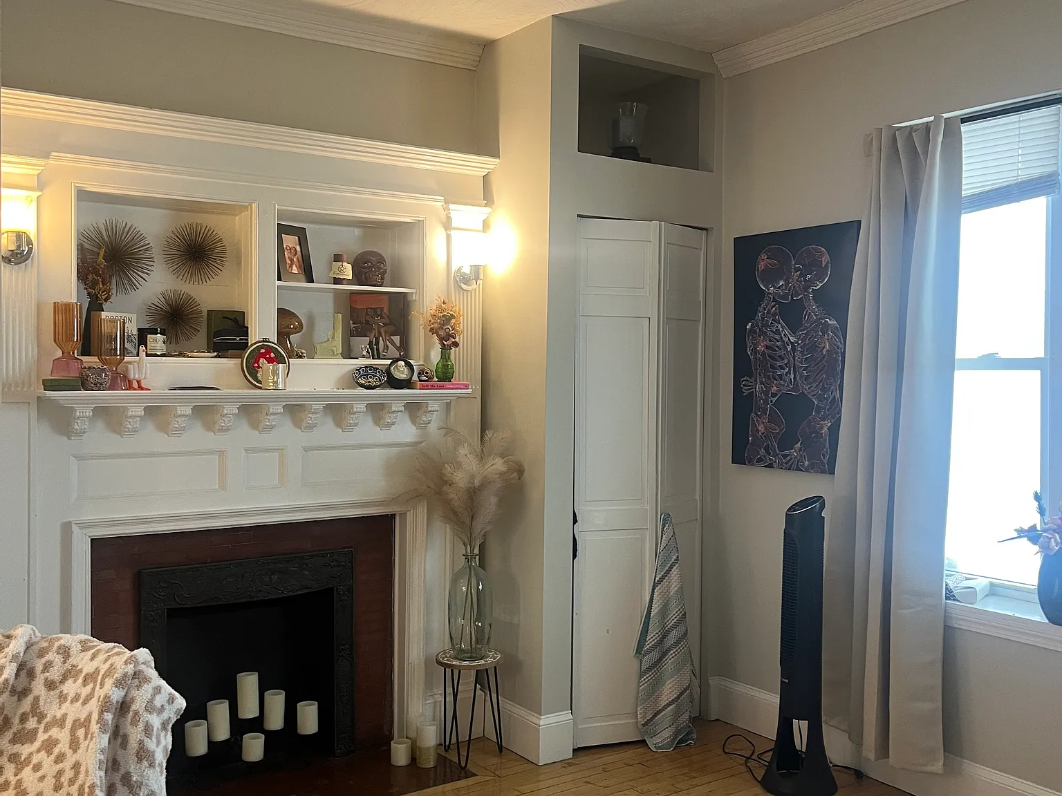 3 bed, $4,575 — Photo 3