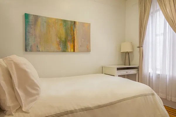 Rented by Bold New York | media 8