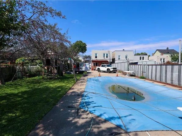 208 Saint Mary's Avenue image 25 of 47