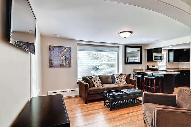 4 bed, 1800 sqft, $3,250 — Photo 1