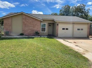 305 Ameswood Dr, Round Rock, TX 78664