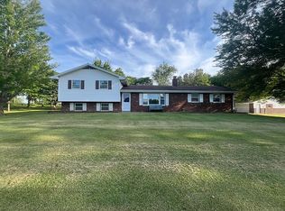 471 County Road 621, Linn, MO 65051