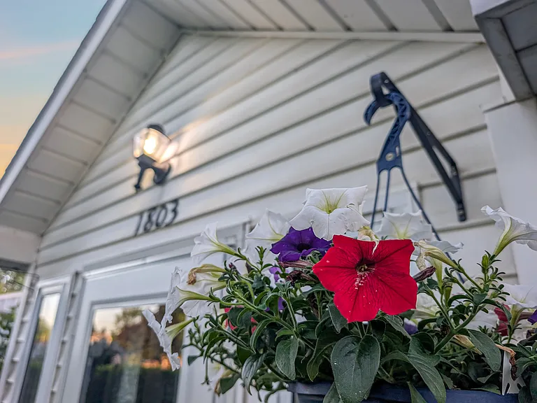 1803 Putnam St — Photo 31