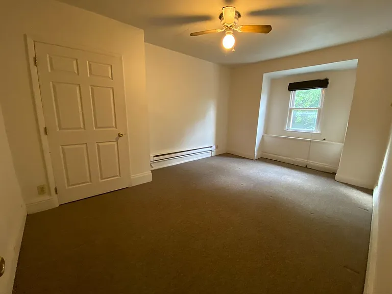 77 Bates St #3 — Photo 6