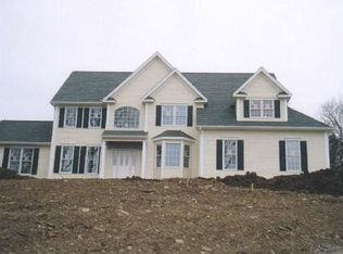 4 Fieldstone Ests, New Milford, CT 06776