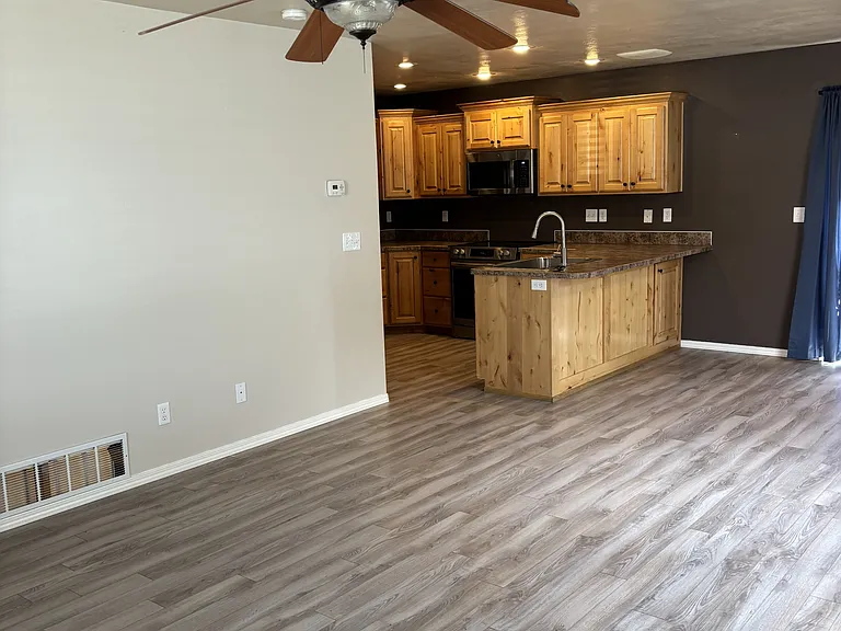 2075 Mary Dr — Photo 5