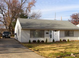 19 Saint George Ct, Florissant, MO 63031