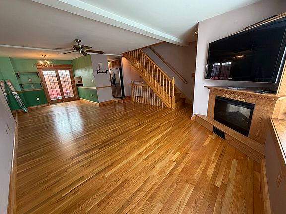 2nd image of 50 Gates St #1