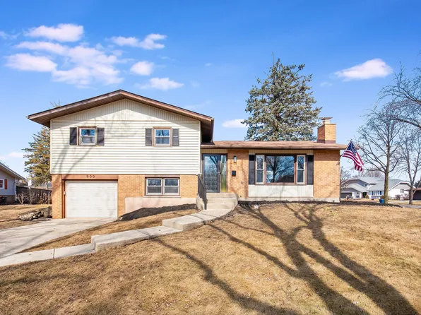 900 Bonnie Brae Dr, Downers Grove, IL 60516