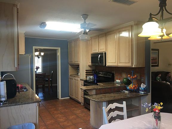 4th image of 2805 Stutz Dr
