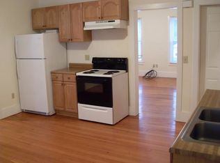 6 Gaston St, Easthampton, MA 01027