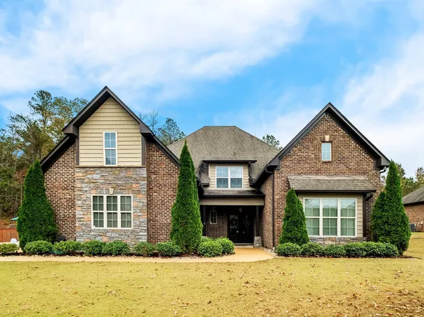 285 Grey Oaks Dr, Pelham, AL 35124