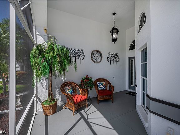 4th image of 3474 Clubview Dr