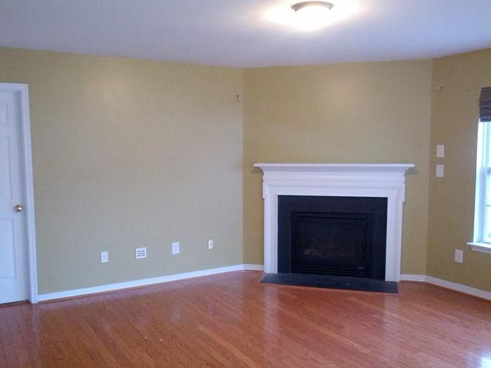 2nd image of 141 Rochdale Ln