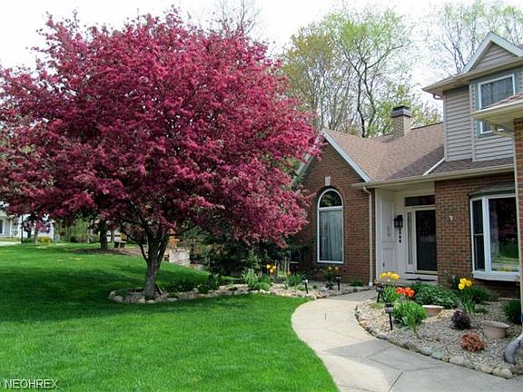 2nd image of 2586 Sherwood Dr
