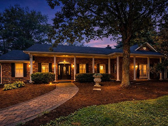 2nd image of 5028 Ashgrove Rd