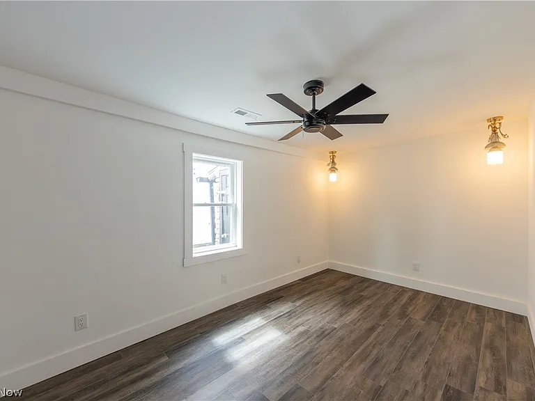 2499 Professor Ave #2 — Photo 16