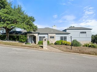 102 Paragon Ct, Lakeway, TX 78734