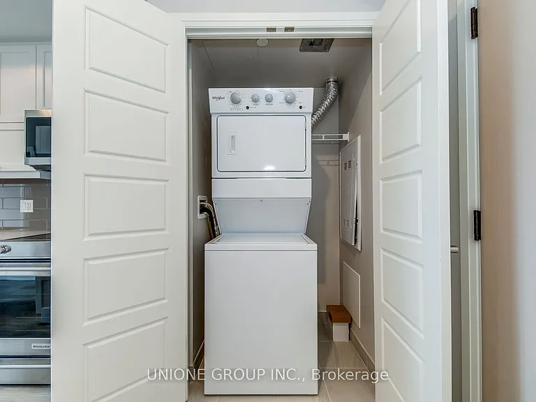 1415 Dundas St E #1204 — Photo 26