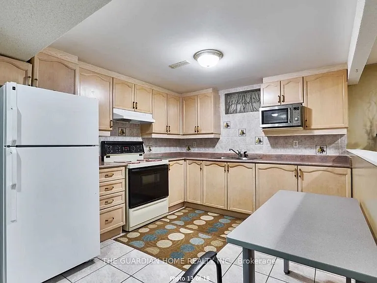 24 Harkins Dr — Photo 6