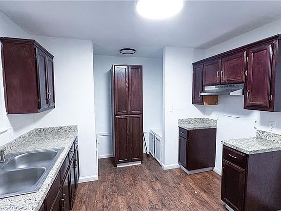 5th image of 1704 Del Oro Dr
