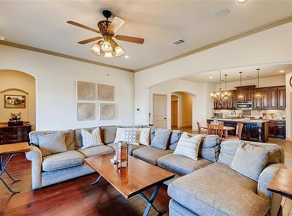 5th image of 4928 Lexington Meadow Ln