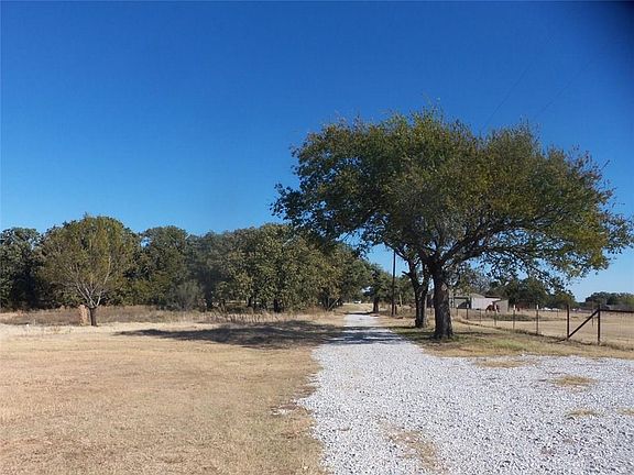3rd image of 206 Private Road 3255