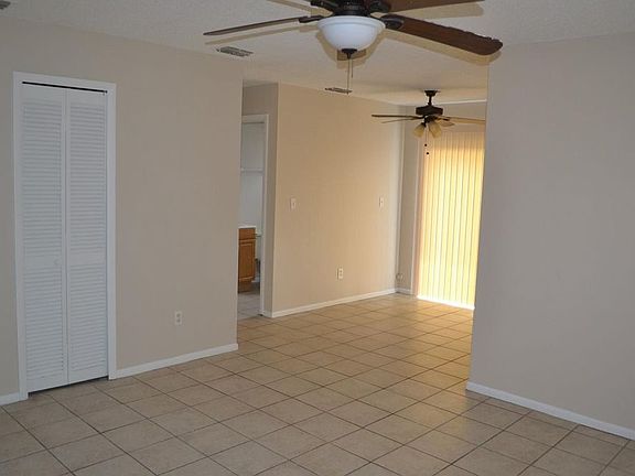 5th image of 3017 Center St #0