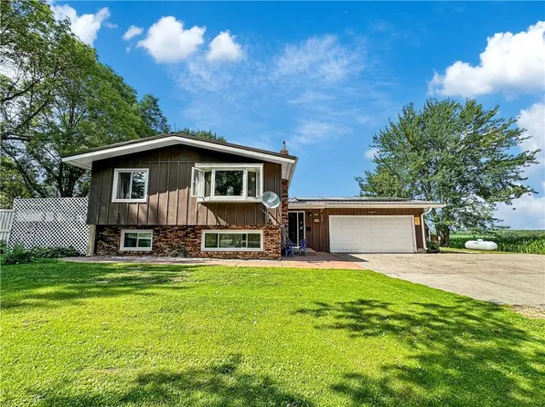 W1002 State Road 72, Elmwood, WI 54740